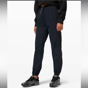 Lululemon Evergreen Track Pant Size 2